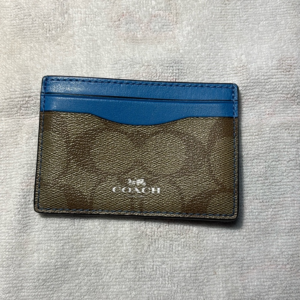 Coach card holder brown and blue coloring good condition no rips or scratches